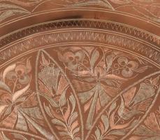 Keleti réz dísztál, d: 33,5 cm