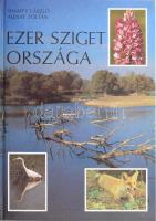 Timaffy László-Alexay Zoltán: Ezer sziget országa. Szigetköz. Bp.,1988, Móra. Kiadói kartonált papírkötésben.