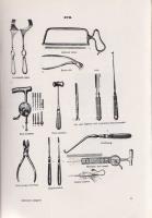 Remetei Filep Ferenc:
Műtőtermi szolgálat. Útmutató műtőnövendékek, műtősnővérek és műtősaltisztek ...