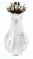 Ezüst (Ag) kalapált váza, jelzett, m: 18 cm, nettó: 257 g