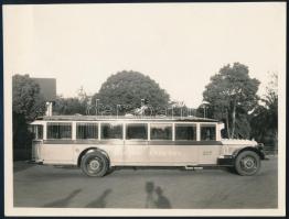 cca 1930 Pacific electric company nagy méretű társalgó busz fotója 22x16 cm / large parlor car bus of the Pacific electric company.