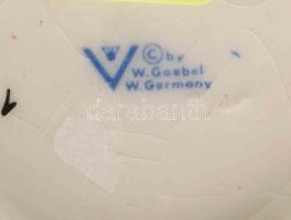 Hummel Goebel "Hazafelé a vásárból" figura. Jelzett, hibátlan, m: 12 cm