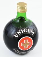 Zwack Unicum, bontatlan palack gyomorkeserű likőr, 40%, 0,5l.