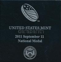 Amerikai Egyesült Államok 2011. "2001. szeptember 11. nemzeti emlékérem" Ag emlékérem kaps...