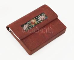 Régi, bőr kártyatartó két pakli kártyával