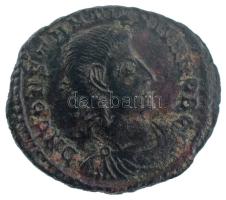 Római Birodalom / Siscia / Constantius Gallus 351-354. AE3 (1,79g) T:XF Roman Empire / Siscia / Constantius Gallus 351-354. AE3 "DN CONSTANTIVS IVN NOB C / FEL [TEM]P REPARATIO - delta SIS" (1,79g) C:XF RIC VIII 351