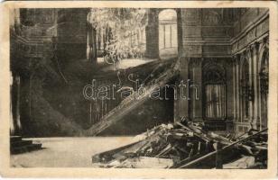 1917 Thronsaal des Konaks von Belgrad, der durch einen Granateinschlag zerstört wurde / WWI Austro-Hungarian K.u.K. military, throne room destroyed by a grenade strike. Phot. J. Perscheid (EB) + "K.u.k. Etappenpost- und Telegraphen Direktion"