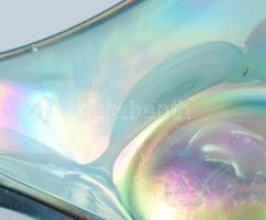 Cseh irizáló üveg kínáló. Jelzés nélküli hutaüveg, hibátlan, 17x17 cm