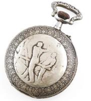 Márka nélküli nagyméretű zsebóra, díszes fém tokban, sérült számlappal.hátoldalán kovács jelenettel ...