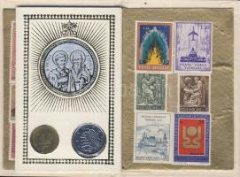 Vatikán 1975-77. 20L, 50L "II.János Pál pápa" ajándék kiadásban, bélyegekkel T:1