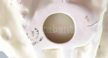 Hollóházi osztriga ékszeres tálka. Jelzett, hibátlan (tűzhibával), h: 20 cm