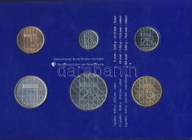 Hollandia 2001. 5c-5G 6klf forgalmi szettben, Euro érmék bemutatásával T:BU