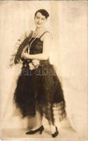 1928 Torda, Turda; hölgy legyezővel / lady with fan. Csiky A. photo (EK)