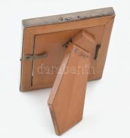 Ezüst (Ag) képkeret, fa hátlappal, üvegezett, kitámasztható, látható méret: 6x4,5 cm, teljes: 8x6,5 ...