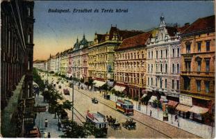 1917 Budapest VII. Erzsébet és Teréz körút, villamos, Női és úri divatáruház, Fabits üzlete, üzletek. Vasúti levelezőlapárusítás. Erdélyi udvari fényképész felvétele (kicsit ázott sarkak / slightly wet corners)