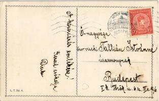 1916 Zita királyné gyermekeivel / Queen Zita of Bourbon-Parma (wife of Charles I of Austria) and the...