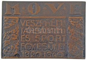 1940. MOVE - Veszprémi Társadalmi és Sportegyesület 1920-1940 kétoldalas bronz sport emlékplakett (42x61mm) T:AU