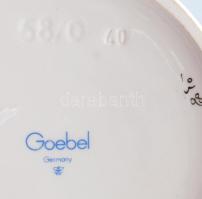 Hummel kisfiú nyulakkal. Jelzett, kézzel festett, hibátlan, m: 10 cm