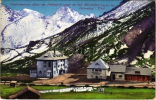 Passo Pordoi, Pordoijoch (Dolomiti, Dolomites; Südtirol); Christomannos Haus am Pordoijoch mit Marmolata / rest house (EK)