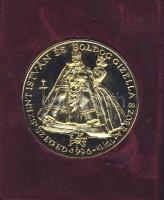 2000. "Millenium emlékére - Szt.István és Gizella szobra, Szeged" aranyozott ffém emlékérem T:PP Díszdobozban!