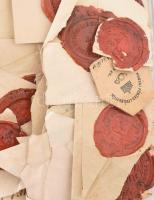 Viaszpecsét-gyűjtemény, kb. 120 db, többségében valószínűleg XIX. sz., állami hivatali, ügyvédi pecs...