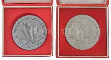 7db klf szocialista emlékérem, kitüntetés, közte ~1950. "A Szövetkezeti Ipar Kiváló Dolgozója&q...