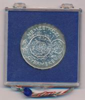 1979. 200Ft Ag "Nemzetközi gyermekév" eredeti, plombált "MNB" plasztiktokban T:B...