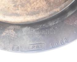 Ezüstözött alpakka fűszertartó pár üveg betéttel (apró csorbákkal), jelzett, d: 8 cm,