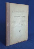 Chyzer Kornél: A Magyar Orvosok és Természetvizsgálók Vándorgyűlésének története 1840-től - 1890-ig. A Nagyváradon 1890. augusztus 16-20-ig tartott XXV-ik, jubiláris nagygyűlés alkalmára, az állandó központi választmány megbízásából. (Sátoraljaújhely, 1890. ,,Zemplén" nyomdai műintézet.) [6] + 176 + CI + [1] p. (névjegyzék). A Magyar Orvosok és Természetvizsgálók Vándorgyűlése az orvosi és természettudományi kutatások előmozdítására szerveződött hazafias egylet tudományos konferencia-sorozata volt, melyet az ország számos pontján rendeztek meg, a fővárosban éppúgy, mint kisebb-nagyobb településeken, különös tekintettel a turisztikai szempontból fontos üdülőhelyeken. A konferenciák munkálatai (előadásai) eleinte az orvostudomány és határterületeinek témáiban születtek, ám a vándorgyűlés érdeklődési köre folyamatosan kővült, így ásvány- és kőzettani, növénytani, balneológiai, régészeti és turisztikai előadások is elhangzottak. A lelkes hazafisággal tartott konferencia-sorozat társadalmi hatása jelentősnek mondható, a vándorgyűlésen megszületett elhatározások járultak hozzá például az első országos tébolyda megalapításához, a honi fürdőélet tudományos kutatásához, a járványügyi vizsgálódások és a régészeti munkálatok előmozdításához Példányunkból a címoldal hiányzik. Korabeli félvászon kötésben, az első kötéstáblán az eredeti első fedőborítóval. Jó példány.