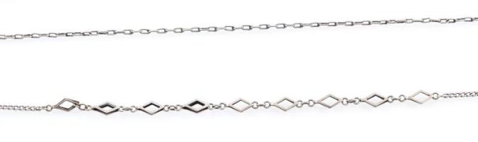 Ezüst (Ag) nyaklánc és karkötő, jelzett, h: 17 és 58 cm, nettó: 5,2 g