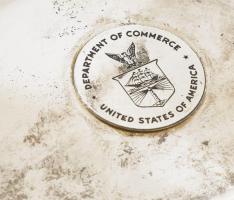 Tiffany & Co.Makers sterling ezüst (Ag) lemezzel bevont levélnehezék, "Department of Commer...