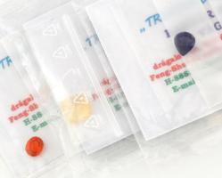 6 db dárgakö, tanusítvánnyal gránát, citrin, iolit, etióp opál, apatit, hessonit . Mind csiszolva.