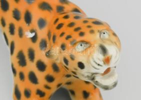 Német porcelán párduc. Kézzel festettek jelzettek, kopással 21 cm