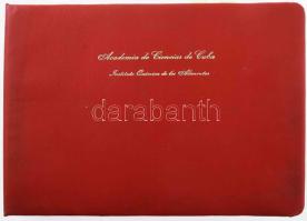 cca 1965 Fidel Castro és küldöttsége a Kubai Tudományos Akadémia Éelelmiszeripari kutató intézetében...