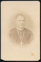 1865 Krivinai Lonovics József (1793-1867) püspök, egyháztörténész, az MTA tagja, az 1848-49-es forradalom és szabadságharc hazaszerető papságának jelképes alakja; vizitkártya Schrecker Ignác (1834-1888) pesti műterméből, alsó sarkai vágottak, 9,5x6 cm