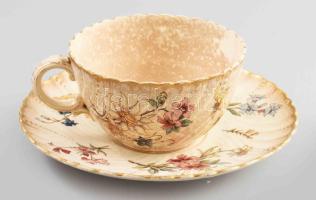 cca 1900, Sarreguemines Righi csésze alátéttel, jelzett, csésze repedéssel, mázrepedéssel, d: 17,5 cm, m: 6 cm