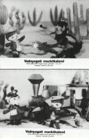 cca 1985 ,,Vadnyugati mackókaland" című lengyel - francia rajz- és bábfilm jelenetei, 4 db vint...