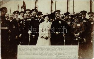 1903 I. Sándor szerb király és felesége Draga Masin tisztjeik körében nem sokkal a meggyilkolásuk előtt / Alexander I of Serbia and his wife Draga with their military officers before their assassination. photo (fl)