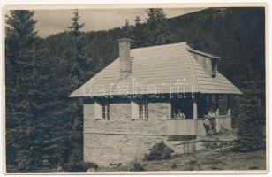 1932 Lupény, Lupeni; menedékház / rest house, tourist house. photo (EM)