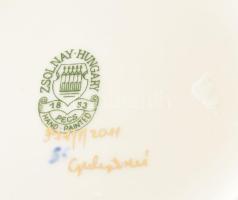 Zsolnay pillangó mintás váza. Jelzett, hibátlan, m: 34 cm