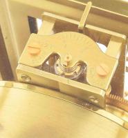 Jaeger Le Coultre Atmos asztali óra 528-68 szerkezettel 1963-ból. Aranyozott tok, üveg oldalakkal. A...