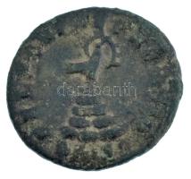 Római Birodalom / Siscia / Constans 348-350. AE3 (2,72g) T:F Roman Empire / Siscia / Constans 348-35...