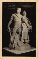 Csonka Magyarország nem ország. Egész Magyarország mennyország. Trianon szoborcsoport (Budapest), irredenta propaganda. "Dél" szobra (Szentgyörgyi István szobrászművész alkotása) A szobrokat a magyar nemzet adakozásából emeltette a Védőligák Szövetsége. Pesti Hírlap kiadása / Hungarian irredenta propaganda, monument