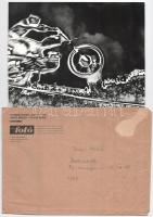 cca 1977 Zsigri Oszkár (1933-?) budapesti fotóművész hagyatékából jelzés nélküli, vintage fotóművészeti alkotás (Szolarizált motoros), ezüst zselatinos fotópapíron, + hozzáadva a néhai FOTÓ újság borítékját, amelyben visszaküldték számára a képet, 18x23,5 cm