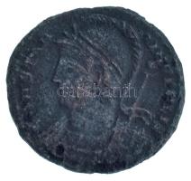 Római Birodalom / Siscia / I. Constantius 334-335. AE Follis bronz (2,04g) T:VF Roman Empire / Siscia / Constantius I 334-335. AE Follis bronze CONSTAN-TINOPOLIS / dot ASIS (2,04g) C:VF RIC VII 224