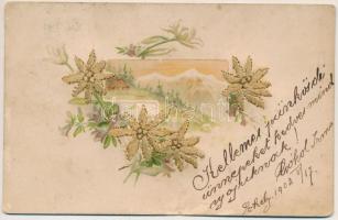 1902 Hímzett havasi gyopáros üdvözlő képeslap. Schmidt testvérek kiadása / Embroidered edelweiss flower greeting postcard, litho (felületi sérülés / surface damage)