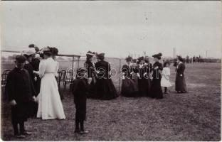 Lovas bemutató, nézők / horse show, photo