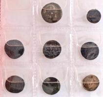 16db-os ókori érmetétel (közte hamisakkal!) kisalakú, jó állapotú fekete műbőr berakóalbumban T:F,VG