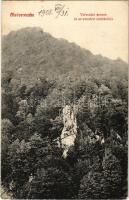 1908 Alsóverecke, Niznije Verecki, Nizsnyi Vorota, Nyzhni Vorota; Vereckei szoros és az ezredévi emléktábla. Popovics Sz. kiadása / mountain pass, Hungarian Millennium monument (r)