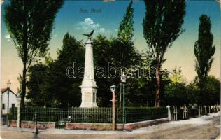 Bosanski Brod, street view, monument (EK)